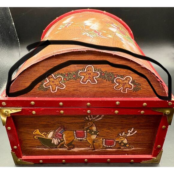 Animated Christmas Music Chest/Box Hand Painted - Picture 8 of 9